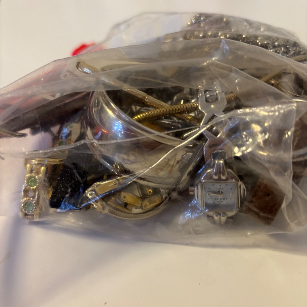 Lot Bundle Bag of Mystery Jewelry 2 Pounds Vintage Designer Assorted Quality - Picture 2 of 9
